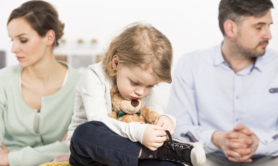 راهکارهای کاهش آسیب طلاق در کودکان