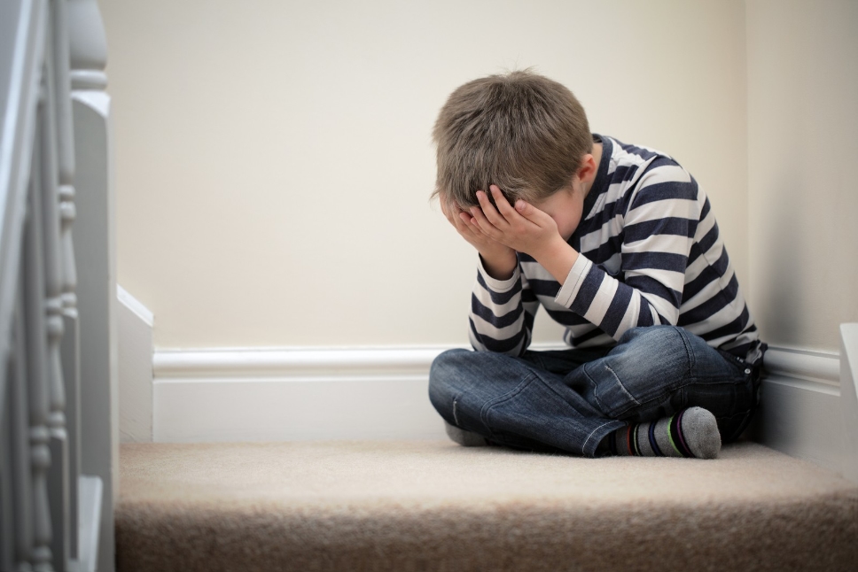 چرا کودکان دچار استرس می‌شوند؟
