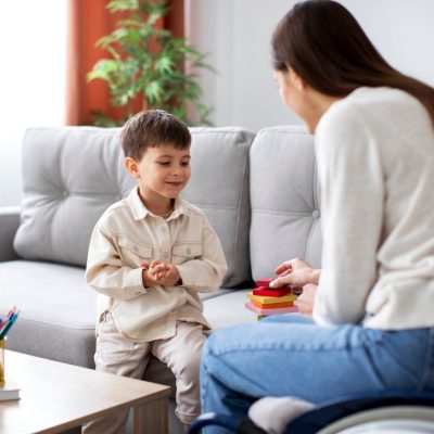 روانشناس کودک آنلاین؛ نکات مهم درباره انتخاب آنلاین روانشناس کودک