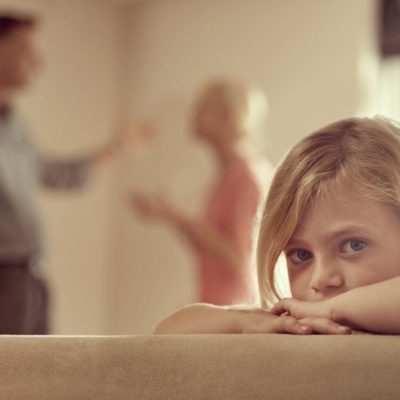 تاثیر خیانت والدین بر فرزندان؛ خیانت چه تاثیری بر کودک دارد؟