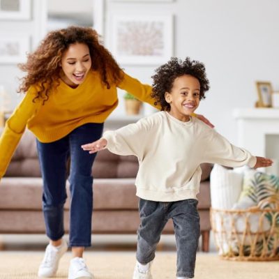 مراقبت از کودکان بیش فعال؛ با کودک بیش فعال چه کنیم؟