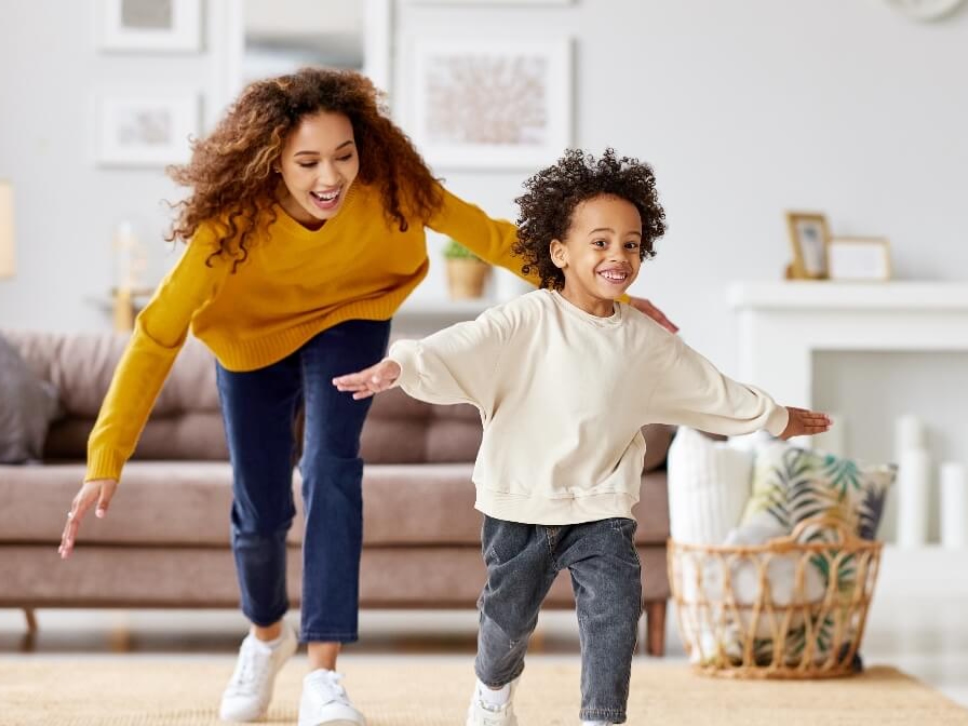 مراقبت از کودکان بیش فعال؛ با کودک بیش فعال چه کنیم؟