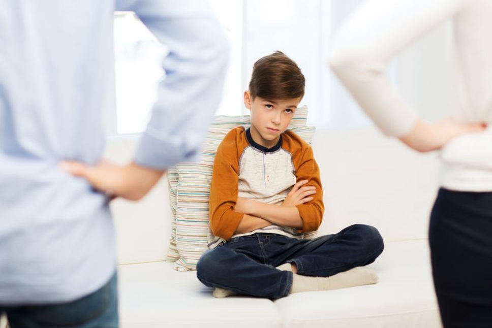 کودک را تنبیه فیزیکی نکنید - رفتار با کودک