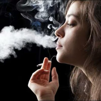 سیگار کشیدن در نوجوانان و راه های برخورد والدین