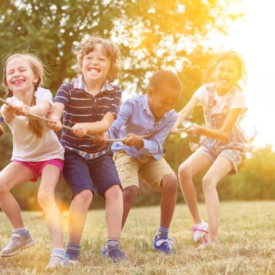 چگونه همکاری را به کودک یاد دهیم؟ آموزش کار گروهی به کودکان