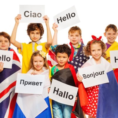 چگونه کودک دوزبانه داشته باشیم؟ چالش ها و راهکارها