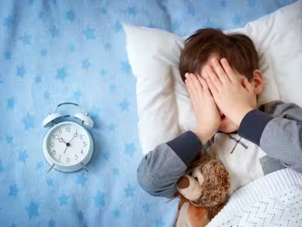 ۱۰ نکته مهم بعد از تعطیلات برای والدین؛ آماده کردن کودک برای مدرسه بعد از تعطیلات